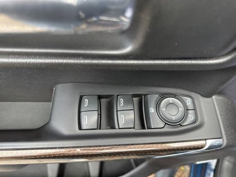 Used 2019 Chevrolet Silverado 1500 LT Trail Boss image 17