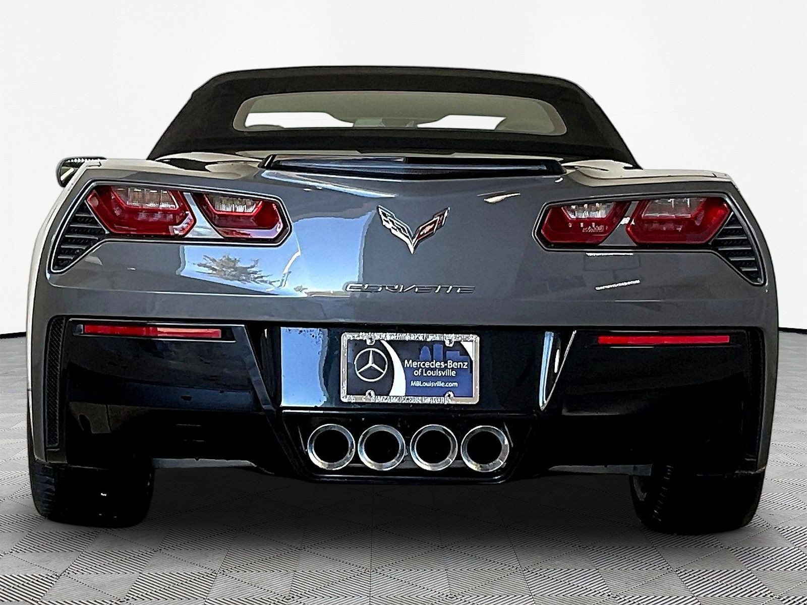 Used 2015 Chevrolet Corvette Stingray Convertible w/ 3LT Preferred Equipment Group RWD image 5