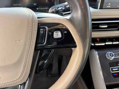 Certified 2023 Lincoln Aviator Reserve w/ Equipment Group 201A image 20