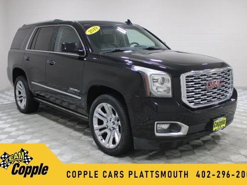 Used 2019 GMC Yukon Denali w/ Denali Ultimate Package image 1