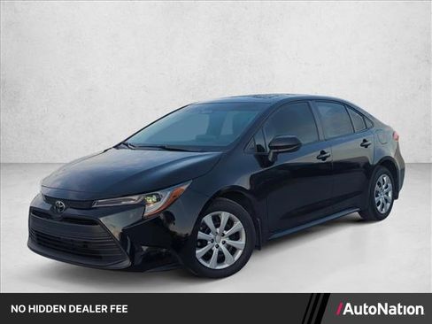 Certified 2026 Toyota Corolla LE FWD image 1
