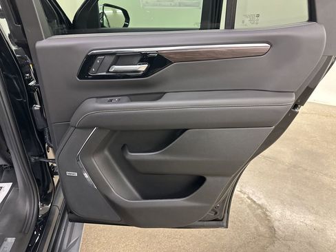 New 2026 Chevrolet Tahoe Premier image 24