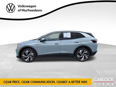 Certified 2025 Volkswagen ID.4 Pro S Plus AWD/4WD image 4