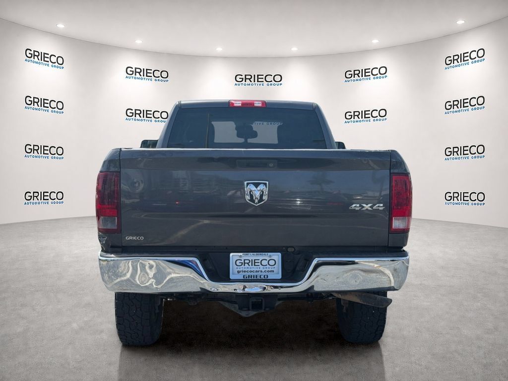 Used 2016 RAM 2500 Tradesman w/ Chrome Appearance Group AWD/4WD image 5