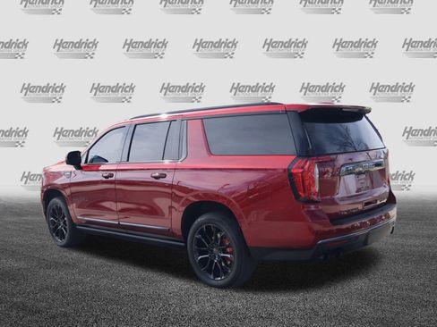 Used 2023 GMC Yukon XL Denali Ultimate image 7