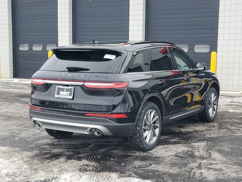 New 2026 Lincoln Corsair Premiere image 4