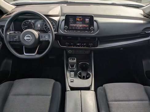 Used 2022 Nissan Rogue SV image 19