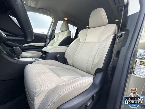Certified 2023 Subaru Ascent Premium w/ Convenience Package AWD/4WD image 11