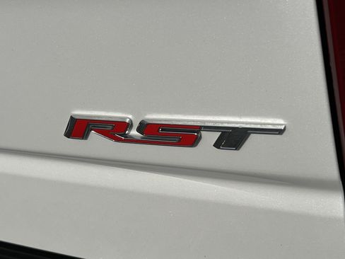 Used 2021 Chevrolet Silverado 1500 RST w/ Bed Protection Package AWD/4WD image 10