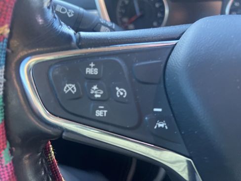 Used 2021 Chevrolet Equinox LT image 23