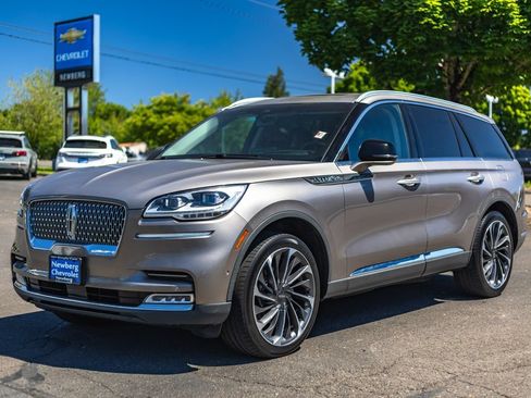 Used 2020 Lincoln Aviator Reserve w/ Equipment Group 202A AWD/4WD image 4