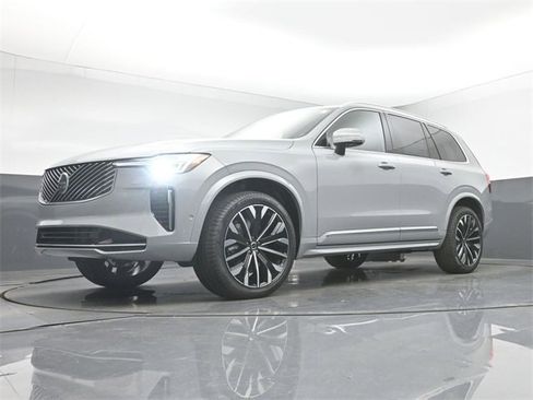 New 2026 Volvo XC90 B6 Plus w/ Protection Package Premier image 46