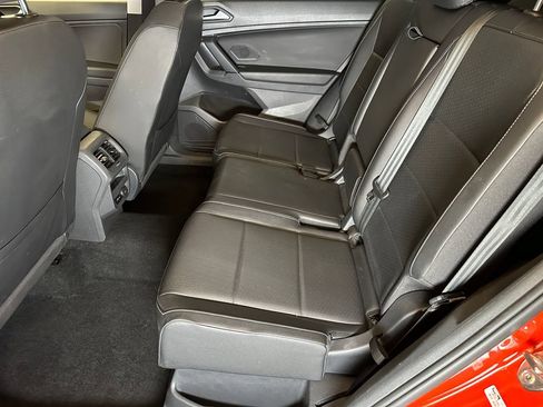 Used 2019 Volkswagen Tiguan SE AWD/4WD image 21
