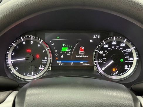 Used 2023 Toyota Highlander L image 16
