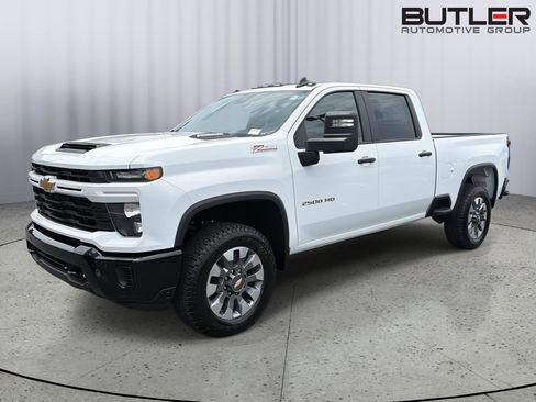 New 2026 Chevrolet Silverado 2500 Custom w/ Custom Value Package AWD/4WD image 1