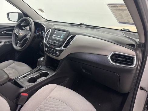 Used 2018 Chevrolet Equinox LS FWD image 26