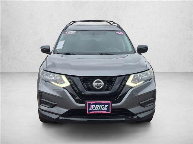 Used 2018 Nissan Rogue SV FWD image 2