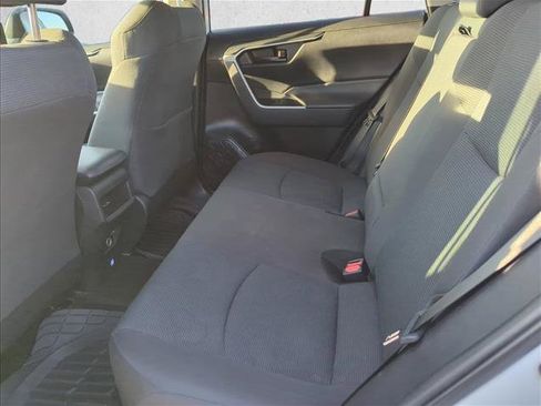 Certified 2021 Toyota RAV4 LE AWD/4WD image 8