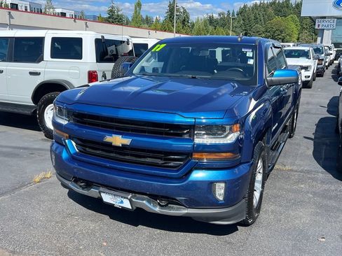 Used 2017 Chevrolet Silverado 1500 LT w/ All Star Edition AWD/4WD image 5