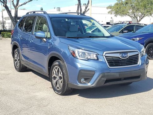 Used 2019 Subaru Forester Premium image 7