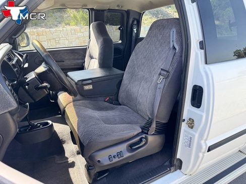 Used 1999 Dodge Ram 2500 Truck 4x4 Quad Cab image 32