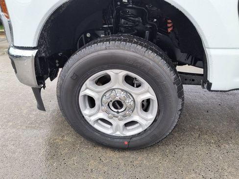 New 2025 Ford F250 XLT image 50