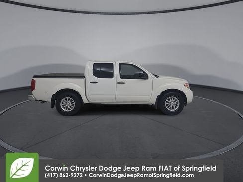 Used 2018 Nissan Frontier SV w/ Value Truck Package RWD image 17