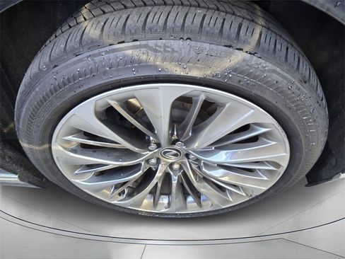 Used 2023 Lexus LS 500 500 Base w/ Interior Upgrade Package image 7