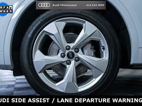 Used 2023 Audi Q5 2.0T Premium w/ Convenience Package image 7