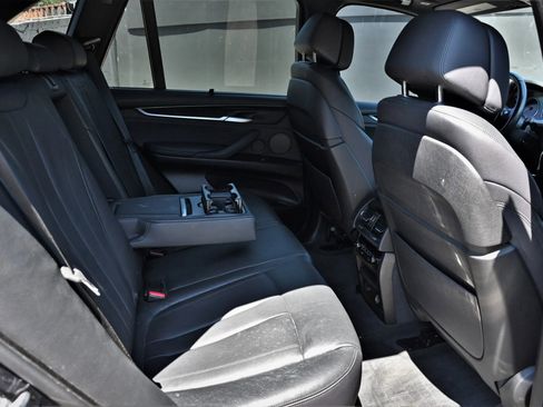 Used 2017 BMW X5 xDrive50i AWD/4WD image 17