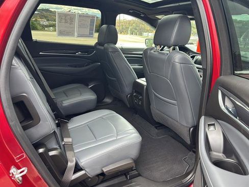 Used 2023 Buick Enclave Essence w/ Experience Buick Package image 19