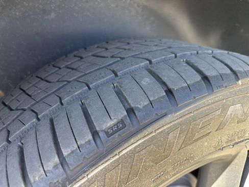 Used 2006 Porsche Cayenne Turbo S AWD/4WD image 17