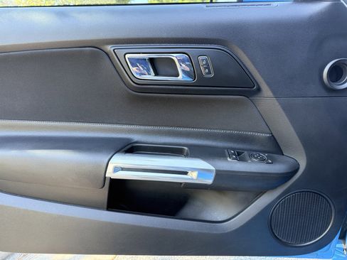 Used 2017 Ford Mustang GT w/ Interior & Wheel Package image 39