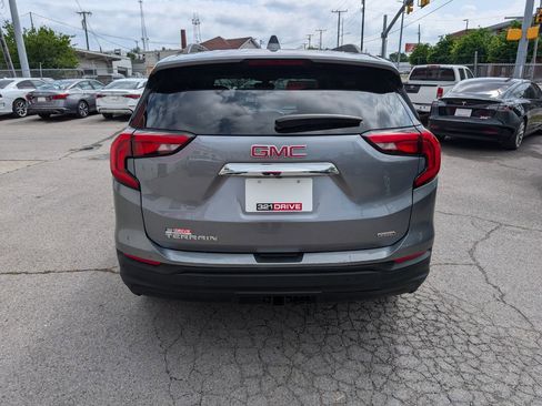 Used 2018 GMC Terrain SLE w/ Infotainment Package I image 7