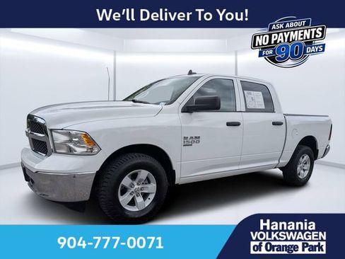 Used 2023 RAM 1500 Classic SLT w/ Electronics Group AWD/4WD image 6