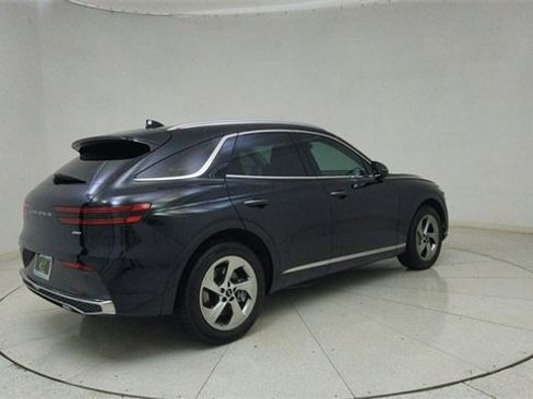 Used 2026 Genesis GV70 2.5T Select image 65