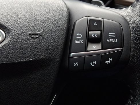 Used 2020 Ford Escape Titanium image 22