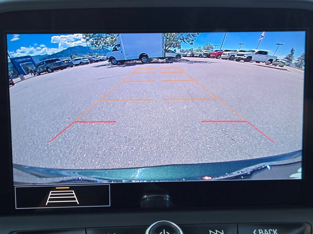 Used 2020 Chevrolet Camaro ZL1 RWD image 11