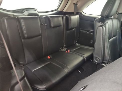 Used 2018 Toyota Highlander SE image 36