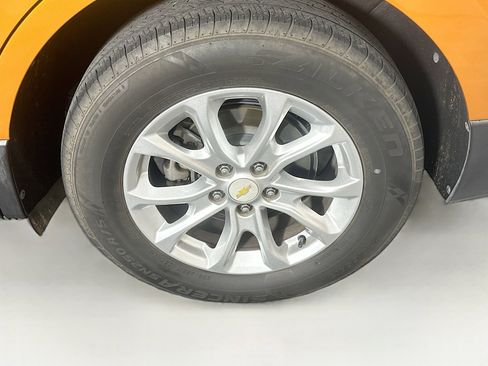 Used 2018 Chevrolet Equinox LS image 11