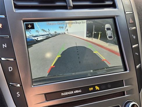 Used 2017 Lincoln MKZ Reserve w/ Luxury Package image 22