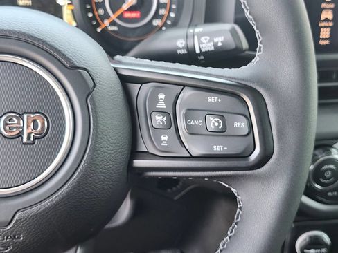 New 2026 Jeep Gladiator Rubicon w/ Safety Group AWD/4WD image 30