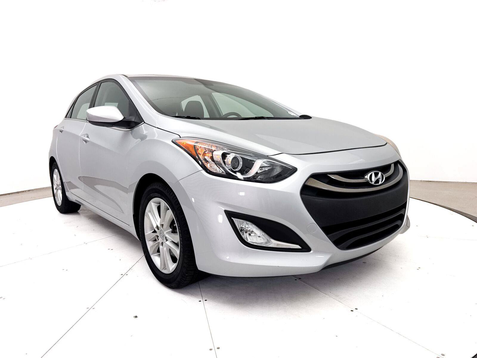 Used 2014 Hyundai Elantra GT FWD image 1