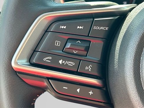 Certified 2025 Subaru Outback Limited image 34