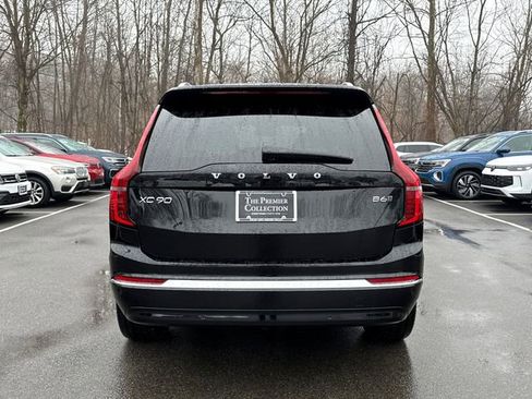 Used 2026 Volvo XC90 B6 Ultra w/ Protection Package image 5
