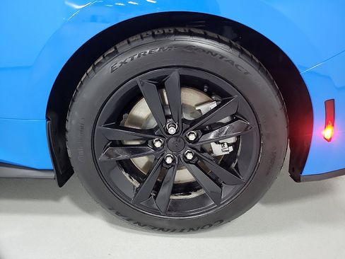 Used 2025 Ford Mustang GT RWD image 19