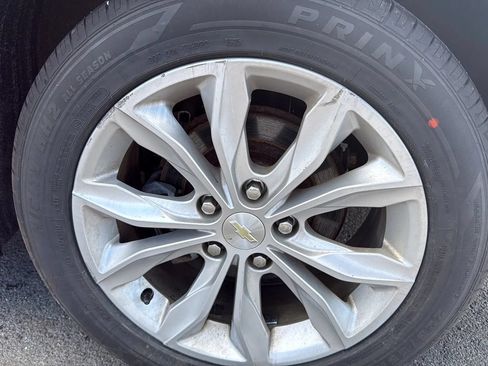 Used 2019 Chevrolet Malibu LT FWD image 12