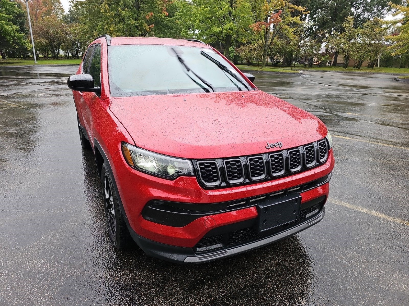 Used 2026 Jeep Compass Latitude w/ Quick Order Package 29K AWD/4WD image 6