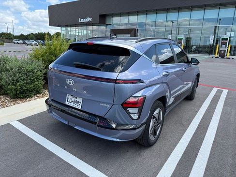 Used 2024 Hyundai Kona Limited FWD image 4