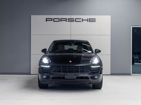 Certified 2018 Porsche Macan S image 10